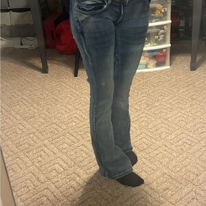 LOW waisted jeans size 7